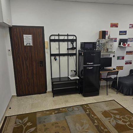 Apartment Comfy - For A Quiet, Family Holiday Without Parties ไฮฟา ภายนอก รูปภาพ