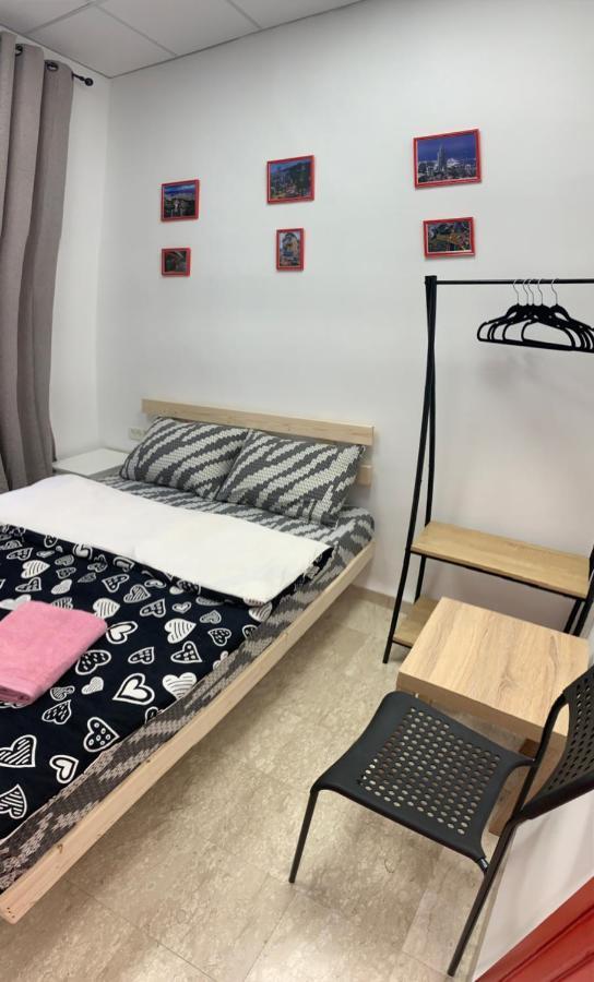 Apartment Comfy - For A Quiet, Family Holiday Without Parties ไฮฟา ภายนอก รูปภาพ