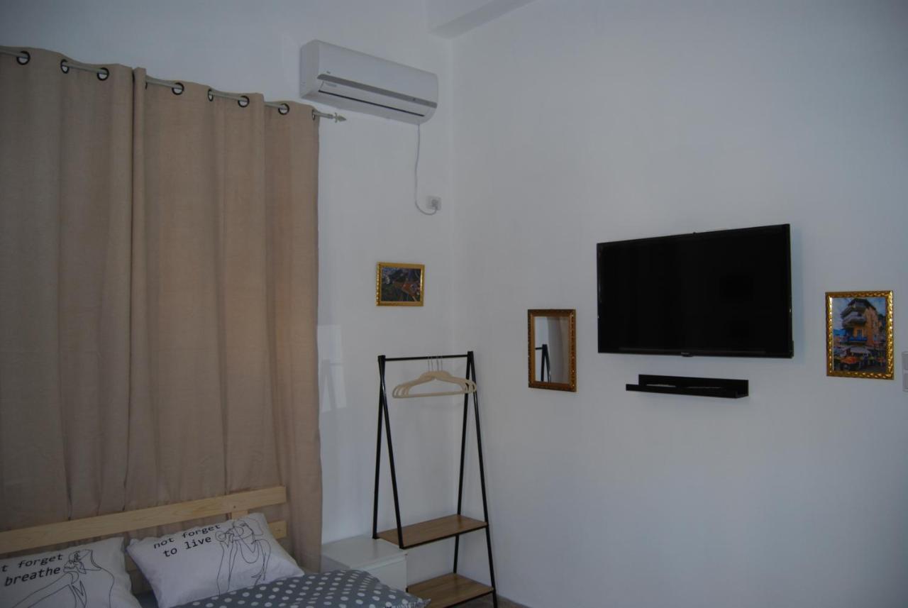 Apartment Comfy - For A Quiet, Family Holiday Without Parties ไฮฟา ภายนอก รูปภาพ